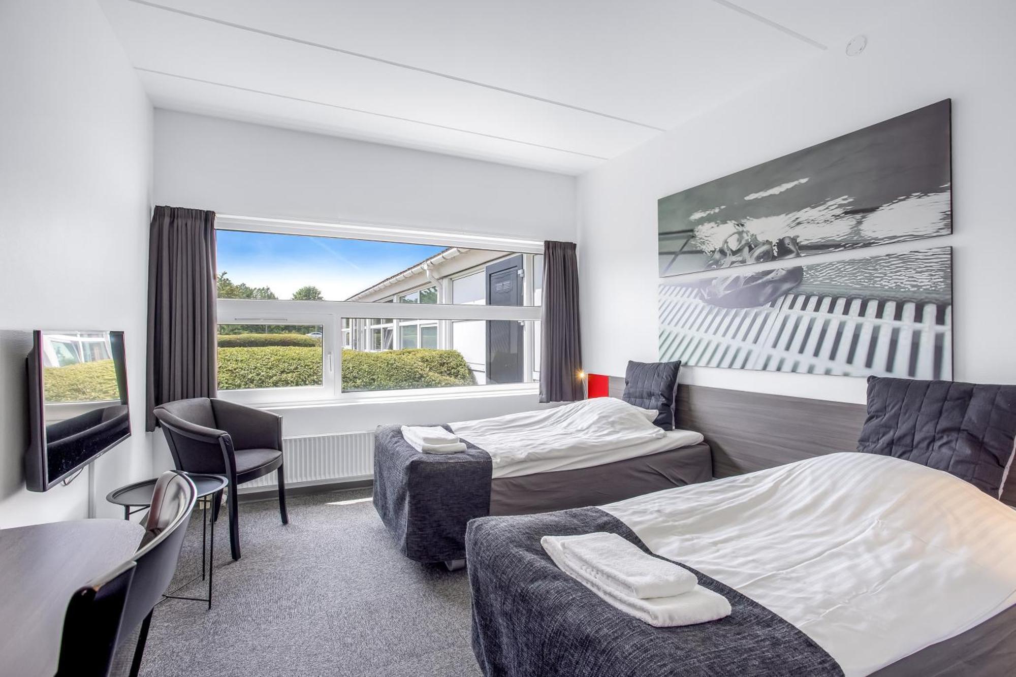 Standard Double Room,972231718:JPEG
